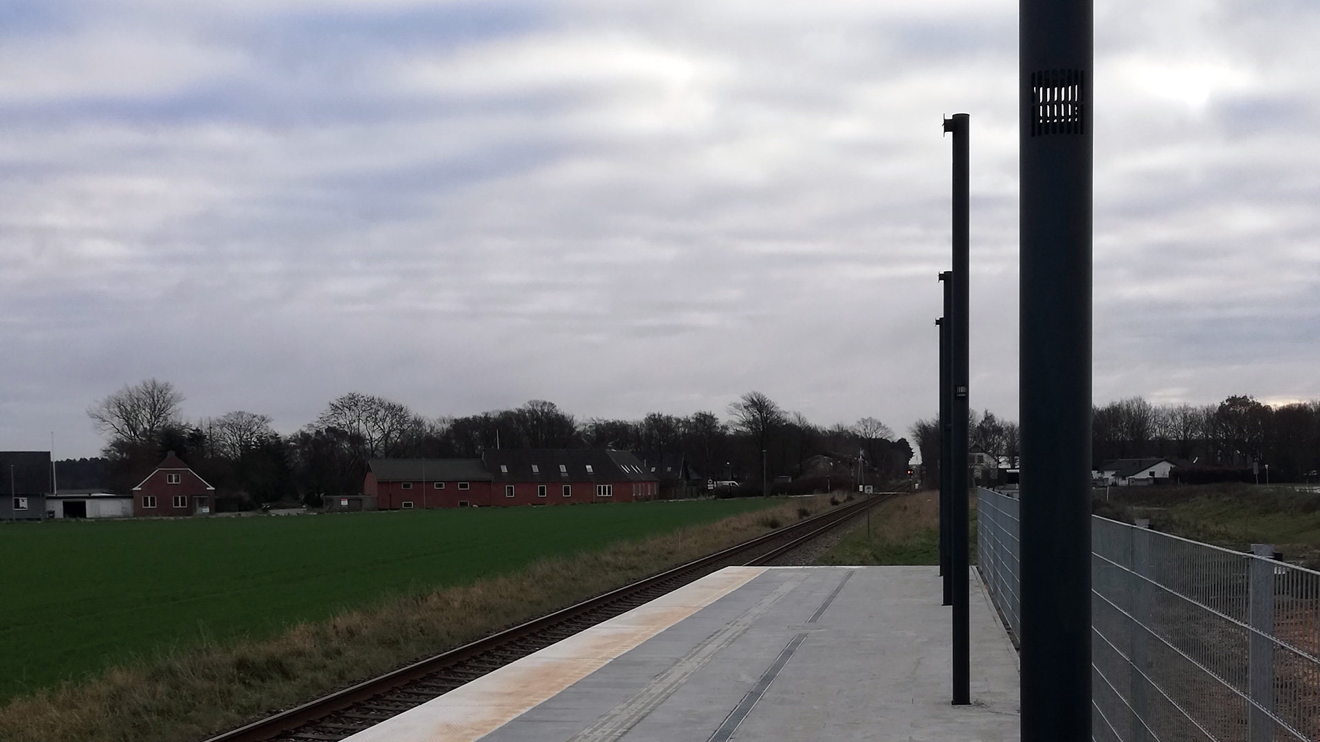 Perron på Gødstrup Station.